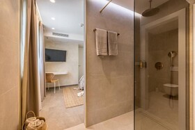 Hotel Aria