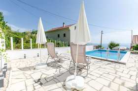 House Roza