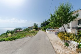 House Roza