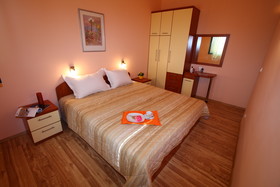 Apartments Lavica Beach Dumicic