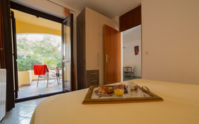 Apartments Lavica Beach Dumicic