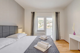 Lct Oleander Apartments