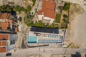 Ringo Apartments