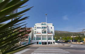 Ringo Apartments