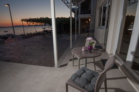 Seaside Luxury Suites