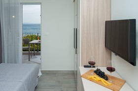 Seaside Luxury Suites