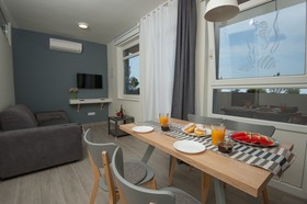 Seaside Luxury Suites