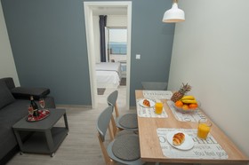 Seaside Luxury Suites