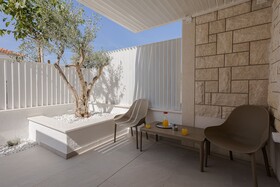 Villa Miki