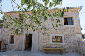 House Mirta
