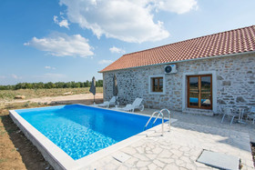 House Mirta