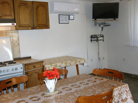 Apartment and Rooms Gasperov