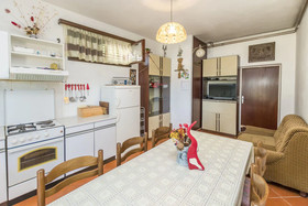 Apartment And Rooms Radojka