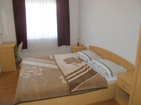 Apartments And Room Kiko