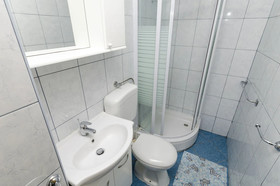 Apartments And Room Mate Mare