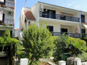 Apartments Bolanca