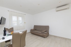 Apartments Danica
