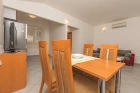 Apartments Frane