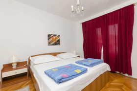 Apartments Goran