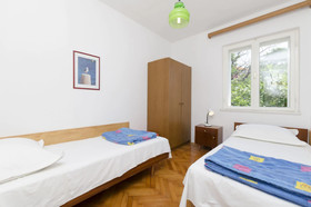 Apartments Goran
