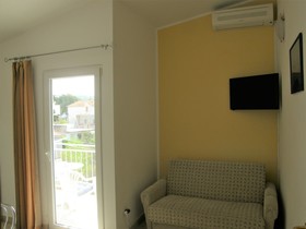 Apartments Ljubo