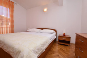 Apartments Ljubo