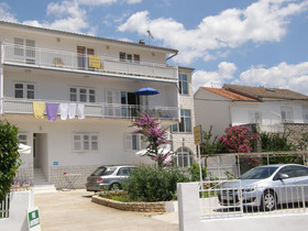 Apartments Ljubo