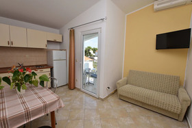 Apartments Ljubo
