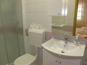 Apartments Ljubo