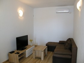 Apartments Ljubo