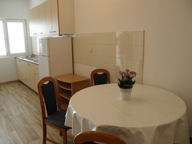 Apartments Ljubo