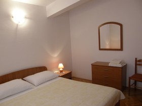 Apartments Ljubo
