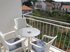 Apartments Ljubo