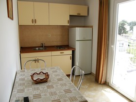 Apartments Ljubo
