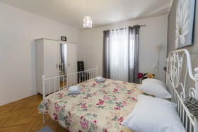 Apartments Žmika