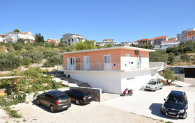 Apartments Žmika