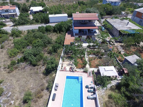 Apartments Villa Velin
