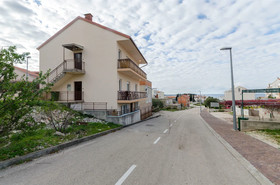 Apartments Zdravka G