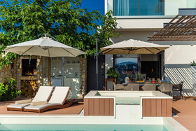 Luxury Villa Golden Eye