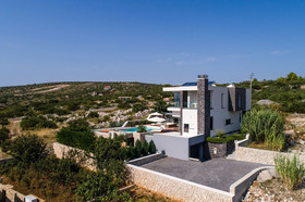 Luxury Villa Golden Eye