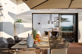 Luxury Villa Golden Eye