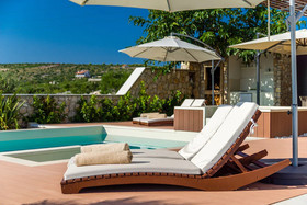 Luxury Villa Golden Eye