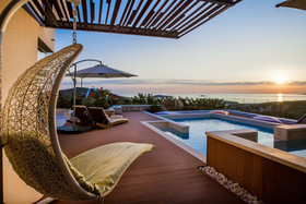 Luxury Villa Golden Eye