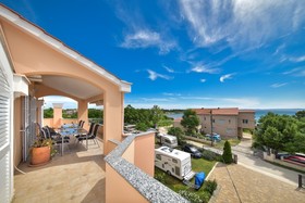 Apartments Ani - with pool