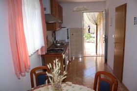 Apartments Biskup