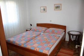 Apartments Biskup