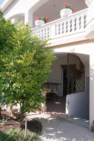 Apartments Biskup