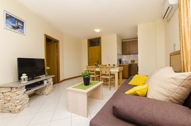 Apartments Glavan