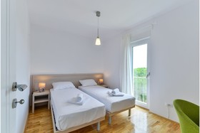 Crowonder Luxury Marijana Apartments