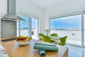 Crowonder Luxury Marijana Apartments